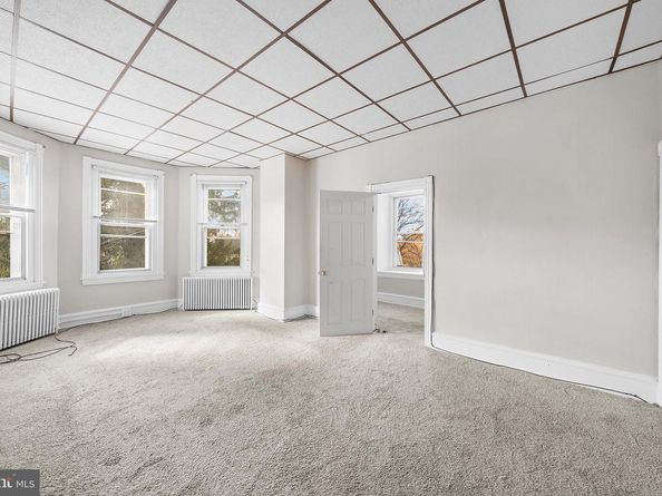 7301 Chestnut Ave, Elkins Park PA 19027