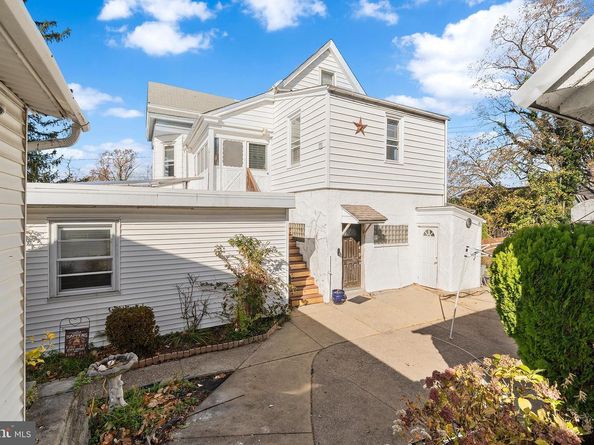 7301 Chestnut Ave, Elkins Park PA 19027