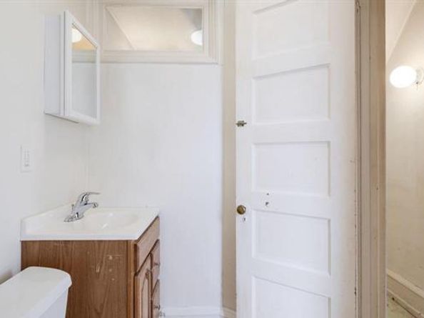 7301 Chestnut Ave, Elkins Park PA 19027