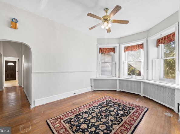 7301 Chestnut Ave, Elkins Park PA 19027