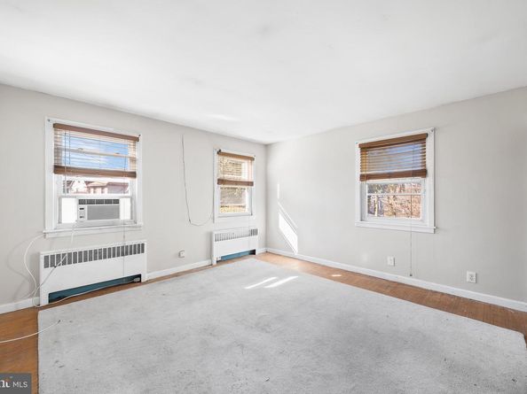 7301 Chestnut Ave, Elkins Park PA 19027