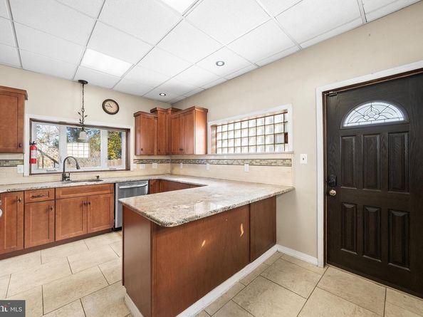 7301 Chestnut Ave, Elkins Park PA 19027