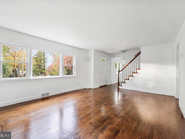 409 N Pine Street, Langhorne PA 19047