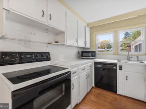 409 N Pine Street, Langhorne PA 19047