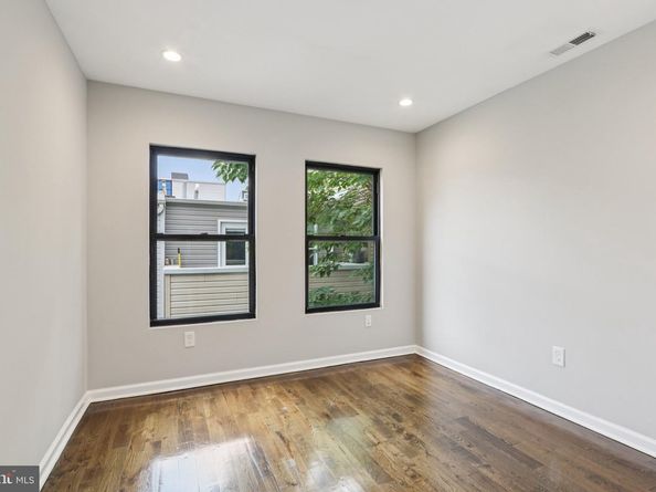 2232 Oakford Street, Philadelphia PA 19146