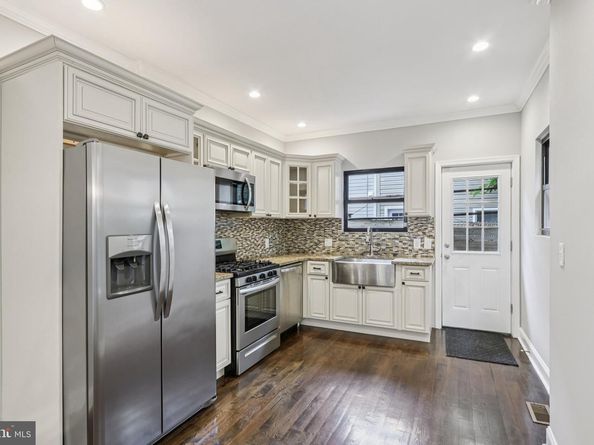 2232 Oakford Street, Philadelphia PA 19146