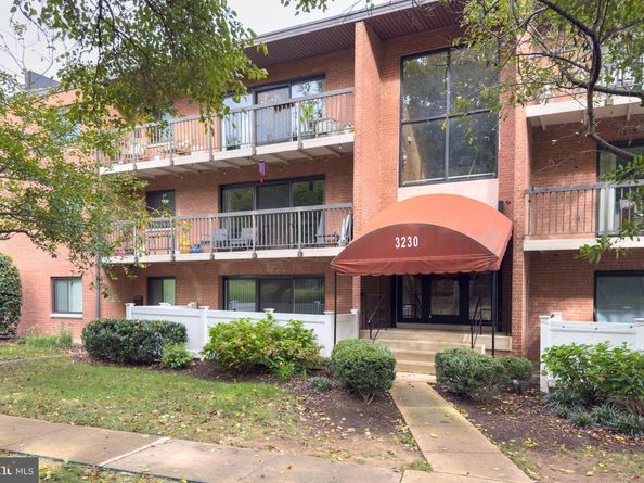 3230 S 28TH Street 401, Alexandria VA 22302