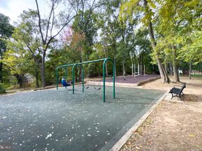 3230 S 28TH Street 401, Alexandria VA 22302