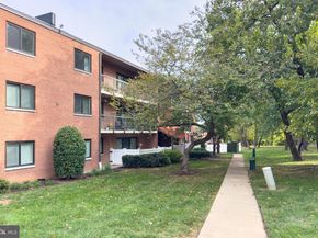 3230 S 28TH Street 401, Alexandria VA 22302