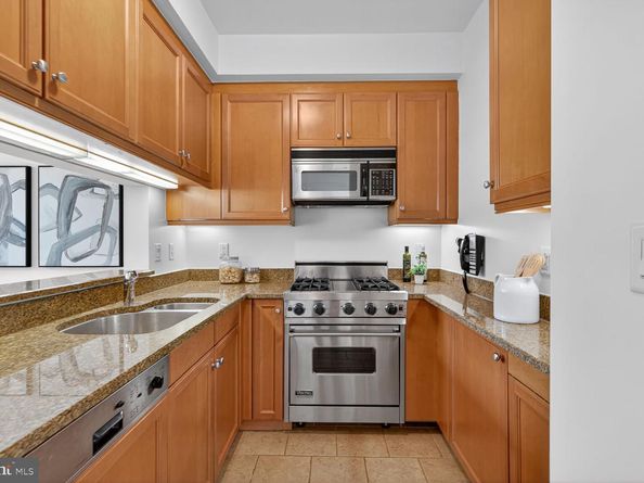 1155 23rd Street NW PH1G, Washington DC 20037