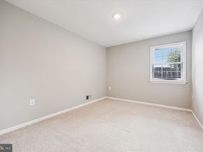 11452 Beechgrove Lane, Potomac MD 20854