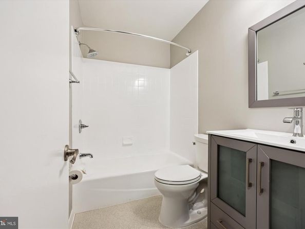 11452 Beechgrove Lane, Potomac MD 20854