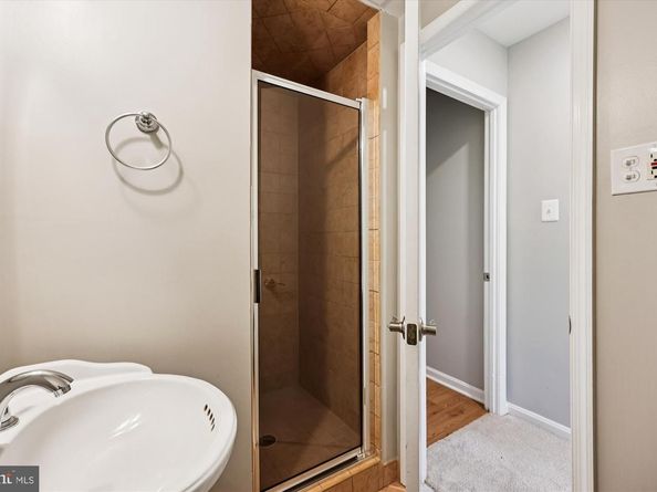 11452 Beechgrove Lane, Potomac MD 20854