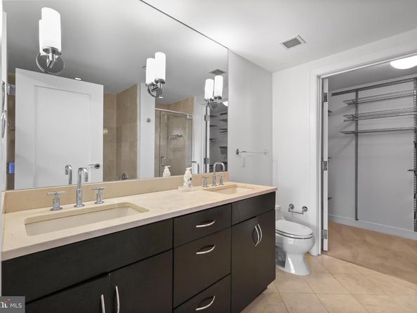 1111 19TH Street N 1707, Arlington VA 22209