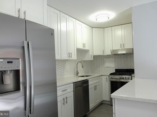 950 25TH Street NW 617N, Washington DC 20037
