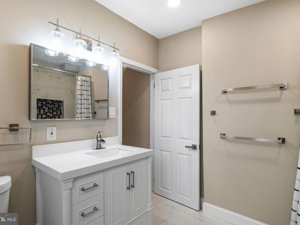 2445 Ingersoll Street, Philadelphia PA 19121