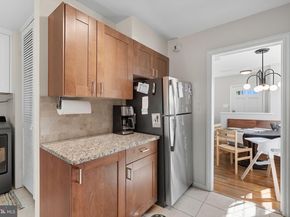 2632 N Sycamore Street, Arlington VA 22207