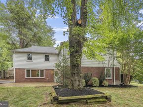 8208 Forrest Avenue, Elkins Park PA 19027