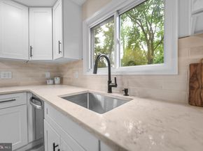 8208 Forrest Avenue, Elkins Park PA 19027