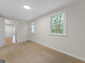8208 Forrest Avenue, Elkins Park PA 19027