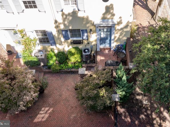 411 S Columbus Street 8, Alexandria VA 22314