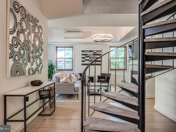 411 S Columbus Street 8, Alexandria VA 22314