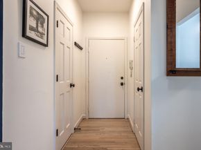 411 S Columbus Street 8, Alexandria VA 22314
