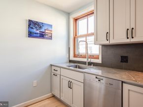 411 S Columbus Street 8, Alexandria VA 22314