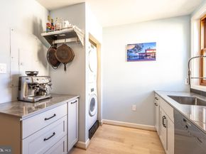 411 S Columbus Street 8, Alexandria VA 22314