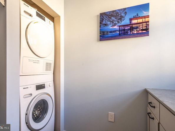 411 S Columbus Street 8, Alexandria VA 22314