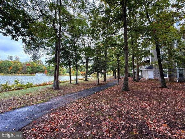 1716 Lake Shore Crest Drive 33, Reston VA 20190