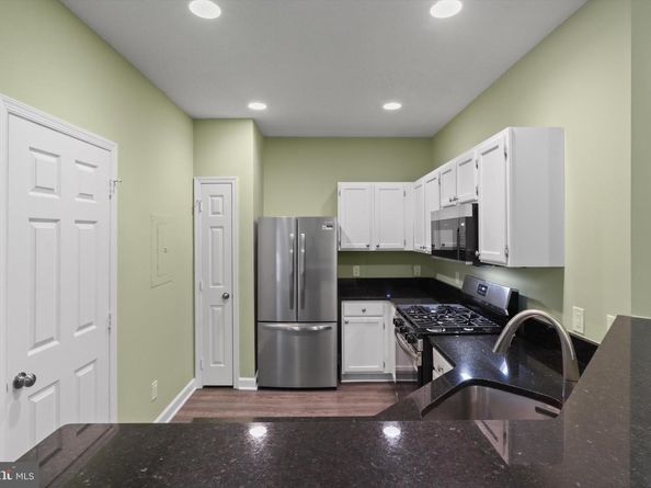 1716 Lake Shore Crest Drive 33, Reston VA 20190
