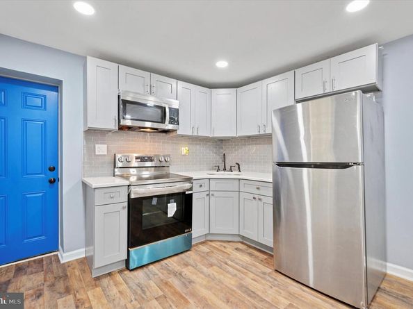 6033 Vine Street, Philadelphia PA 19139