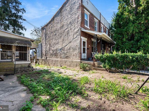 174 Lauriston Street, Philadelphia PA 19128