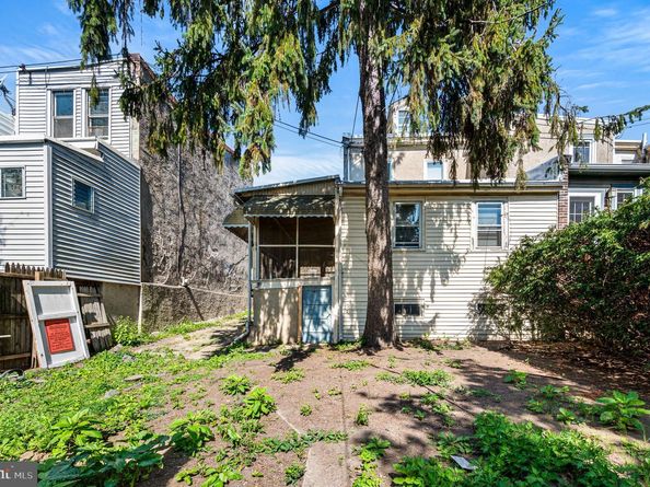 174 Lauriston Street, Philadelphia PA 19128