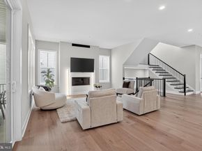 6917 Silver Linden St, Bethesda MD 20817