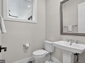 6917 Silver Linden St, Bethesda MD 20817