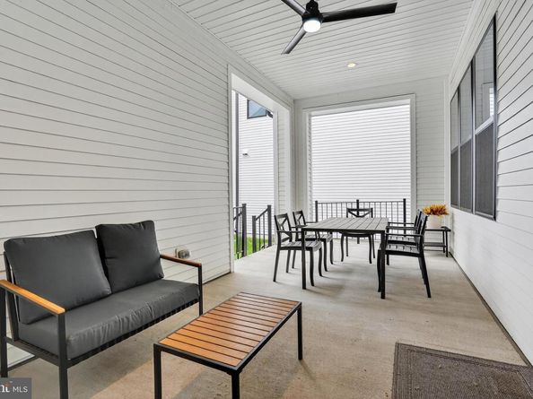 6917 Silver Linden St, Bethesda MD 20817