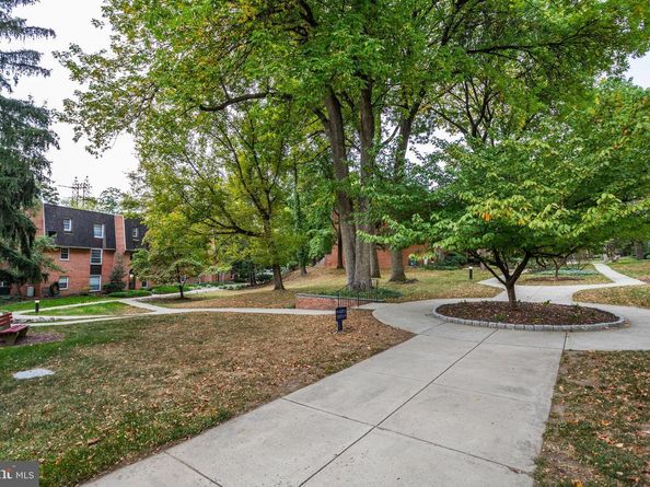 4000 Gypsy Lane 316A1, Philadelphia PA 19129