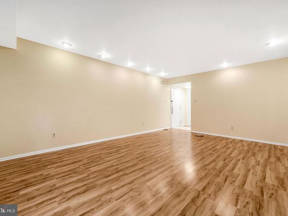 4000 Gypsy Lane 316A1, Philadelphia PA 19129