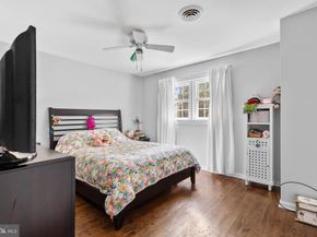 5 Sutphin Pines, Yardley PA 19067