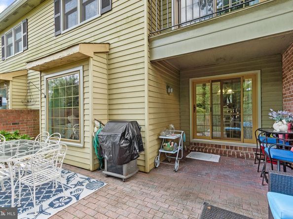 5 Sutphin Pines, Yardley PA 19067