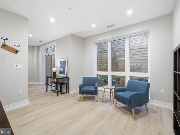 1016 17TH Place NE 7, Washington DC 20002