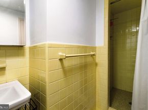 7900 Old York Road 907A, Elkins Park PA 19027