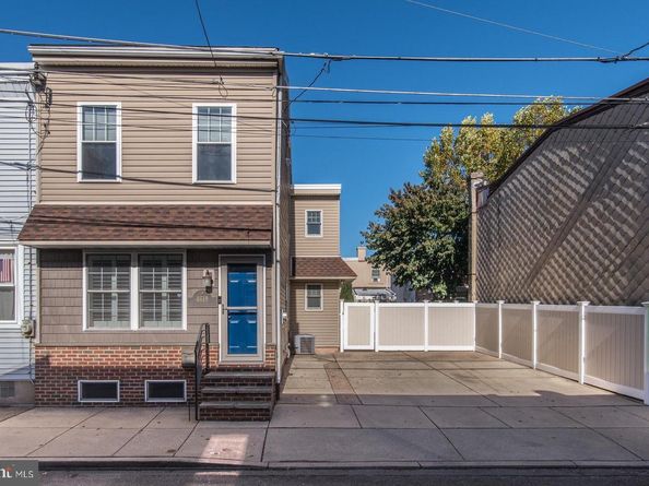 4618 Emery Street, Philadelphia PA 19137