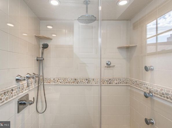 4618 Emery Street, Philadelphia PA 19137