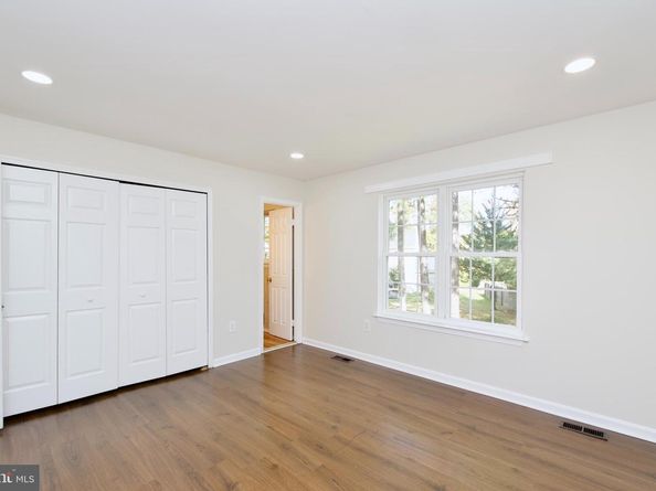 10217 Mckean Court, Great Falls VA 22066