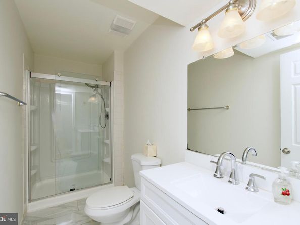 10217 Mckean Court, Great Falls VA 22066