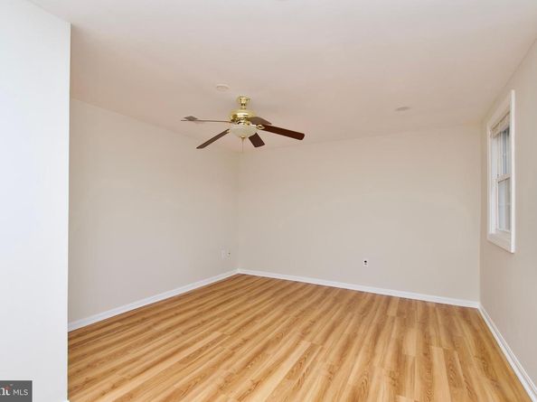 10217 Mckean Court, Great Falls VA 22066