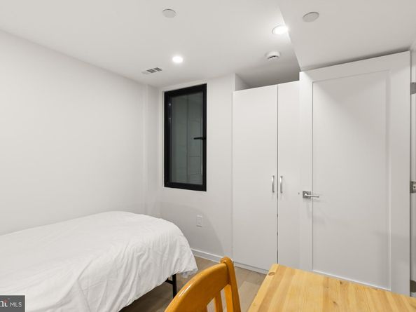 1146 16TH Street NE A, Washington DC 20002